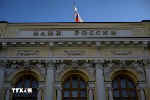 Ngân hàng trung ương Nga tiếp tục hạ lãi suất