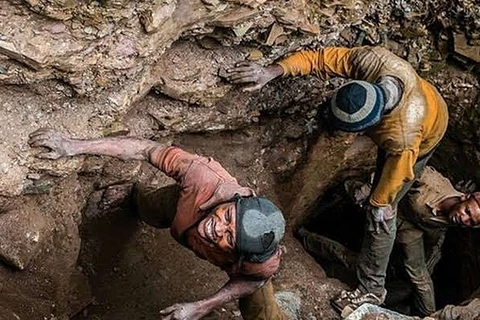 Sập mỏ kim cương làm hơn 40 người thiệt mạng tại CHDC Congo