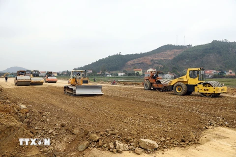 Dự án cao tốc Quốc lộ 45-Nghi Sơn tăng tốc thi công, đảm bảo tiến độ