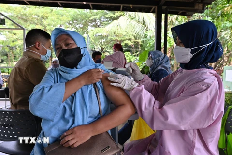 Số ca mắc tăng, Indonesia bước vào làn sóng dịch COVID-19 thứ tư