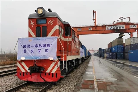 Lượng hàng hóa vận chuyển bằng đường sắt của Trung Quốc tăng mạnh