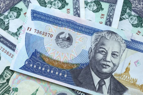 Chênh lệch cung cầu ngoại tệ, đồng kíp Lào mất giá hơn 37% so với USD