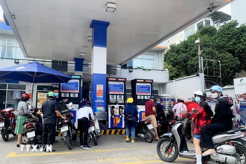 Thành phố Hồ Chí Minh còn 108 cửa hàng xăng dầu thiếu nguồn cung