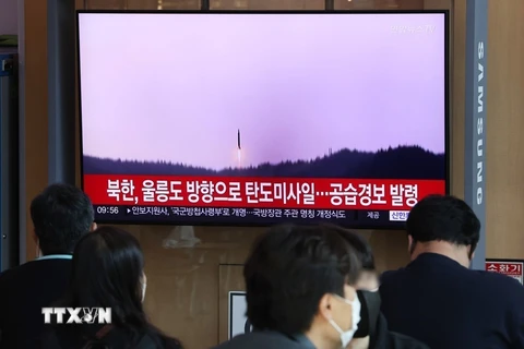 Nhật Bản nhận định tên lửa Triều Tiên bay theo quỹ đạo không chuẩn