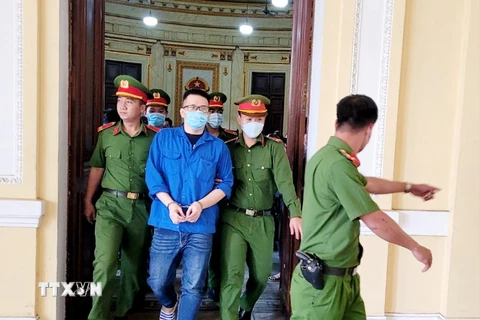 Tuyên phạt bị cáo Nhâm Hoàng Khang 10 năm tù về tội cưỡng đoạt tài sản