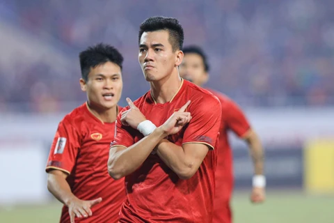 Báo Thái Lan: Việt Nam mới là đối thủ xứng tầm tại AFF Cup