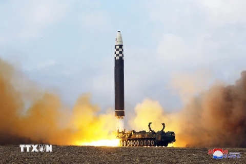 Hàn Quốc áp đặt trừng phạt với chương trình vũ khí của Triều Tiên