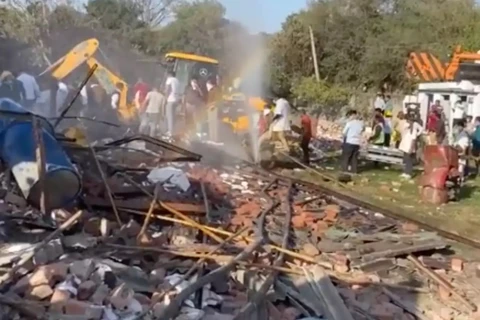 Ấn Độ: Sập nhà do rò rỉ khí amoniac làm ít nhất 7 người thiệt mạng