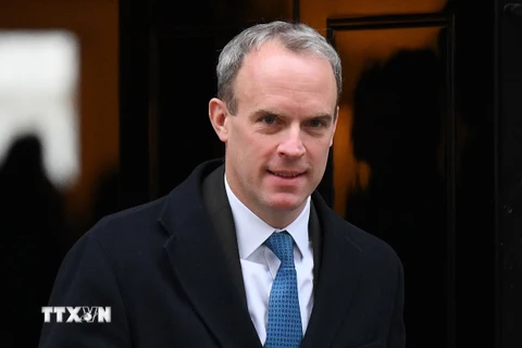 Phó Thủ tướng Anh Dominic Raab từ chức do hành vi bắt nạt cấp dưới