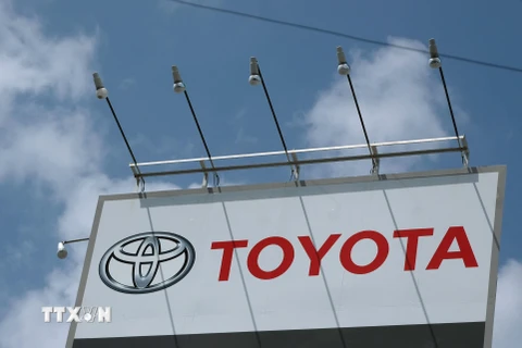 Lợi nhuận ròng của Toyota giảm lần đầu tiên trong 4 năm 