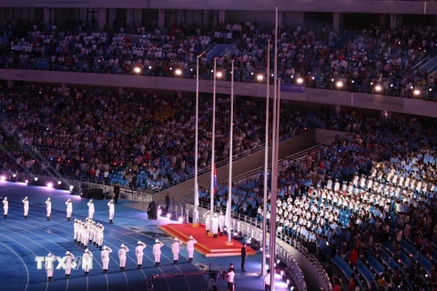 Lễ Khai mạc ASEAN Para Games 12: Ngọn đuốc đã thắp sáng