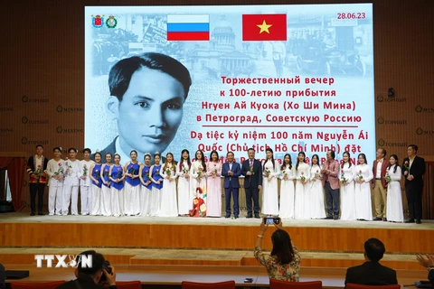 Ấn tượng đêm nhạc kỷ niệm 100 năm Chủ tịch Hồ Chí Minh đến Liên Xô