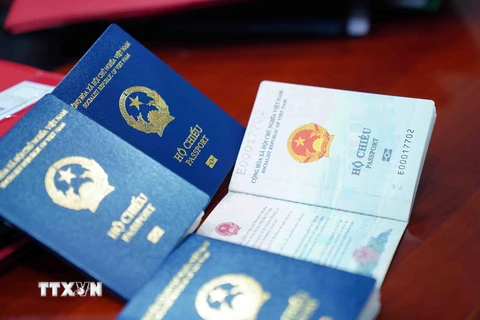 Việt Nam tăng 6 bậc trong bảng xếp hạng hộ chiếu toàn cầu 2023