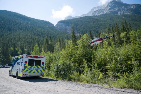 Rơi máy bay cỡ nhỏ tại vùng núi Canada làm 6 người thiệt mạng