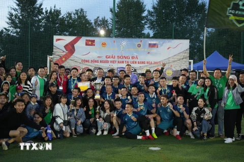 Giải bóng đá cộng đồng Việt Nam tại Liên bang Nga thành công tốt đẹp
