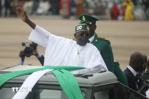 Nigeria: Nội các của Tổng thống B.Tinubu tuyên thệ nhậm chức