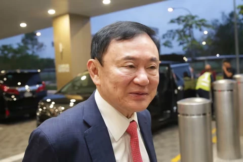 Thái Lan: Máy bay chở cựu Thủ tướng Thaksin hạ cánh ở Bangkok