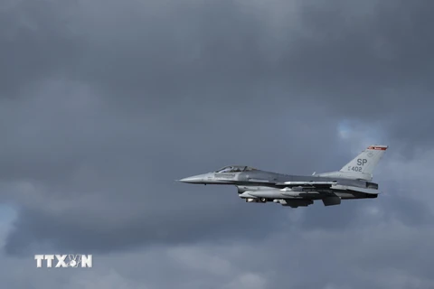 Tổng thống Ukraine xác nhận 3 quốc gia cam kết viện trợ máy bay F-16