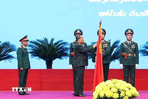Nhà nước và BQP Lào khen thưởng 68 tập thể, cá nhân QĐND Việt Nam