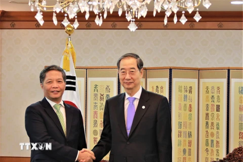 Trưởng Ban Kinh tế Trung ương Trần Tuấn Anh thăm làm việc tại Hàn Quốc
