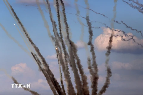 Xung đột Hamas-Israel: Hamas bắn rocket vào sâu trong lãnh thổ Israel