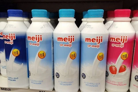 Nhật Bản thu hồi hơn 44.000 chai sữa Meiji vì có thuốc kháng sinh