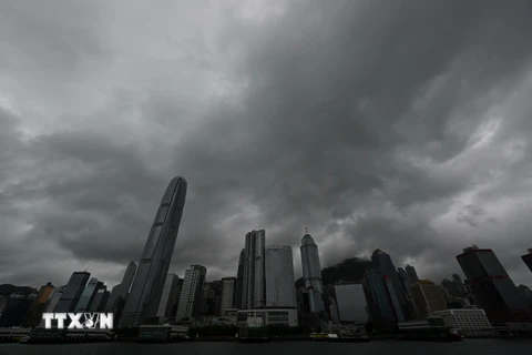 Thị trường bất động sản Hong Kong thấp nhất trong 33 năm qua. (Ảnh: AFP/TTXVN)