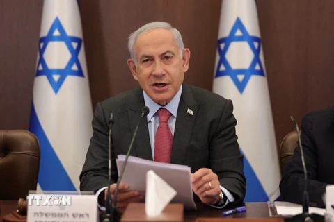 Thủ tướng Israel Benjamin Netanyahu trong cuộc họp nội các tuần ở Jerusalem, ngày 19/3/2023. (Ảnh: AFP/TTXVN)