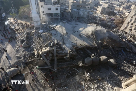 Cảnh đổ nát sau cuộc không kích của Israel ở thành phố Rafah, Dải Gaza ngày 22/2/2024. (Ảnh: THX/TTXVN)