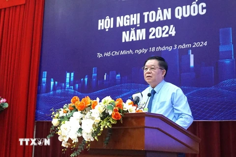 Bí thư Trung ương Đảng, Trưởng Ban Tuyên giáo Trung ương Nguyễn Trọng Nghĩa phát biểu tại Hội nghị. (Ảnh: Thu Hoài/TTXVN)