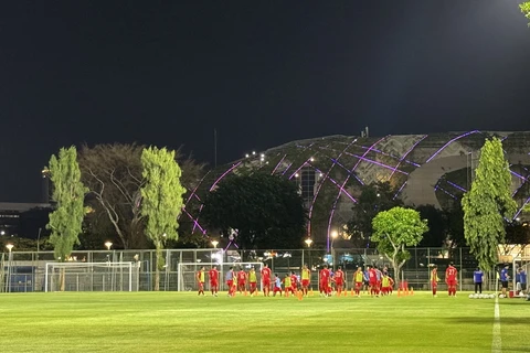 Đội Việt Nam tại sân tập trong khuôn viên Khu Liên hợp thể thao quốc gia Indonesia Bung Karno. (Ảnh: Đỗ Quyên/Vietnam+)