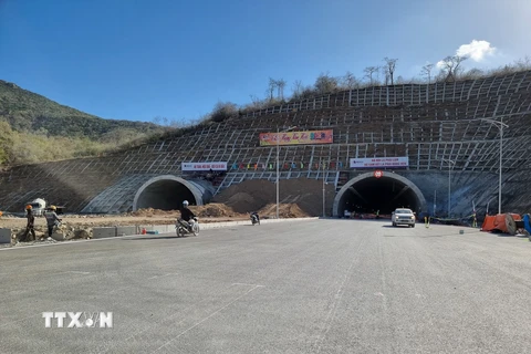Dự án Hầm đường bộ qua đèo Hoàng Liên sẽ tạo động lực phát triển kinh tế-xã hội của hai tỉnh Lào Cai, Lai Châu. (Ảnh minh họa: Nguyễn Thành/TTXVN)