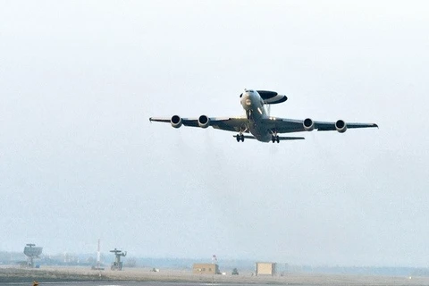 Máy bay AWACS được dùng để theo dõi cuộc khủng hoảng ở Ukraine. (Nguồn: AFP/TTXVN)