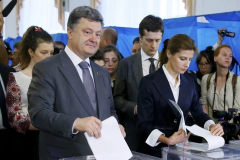 [Video] Tỷ phú Poroshenko tuyên bố đắc cử Tổng thống Ukraine 