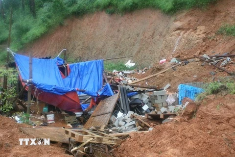 [Video] Sạt lở đất ở tỉnh Lạng Sơn làm 6 người tử vong