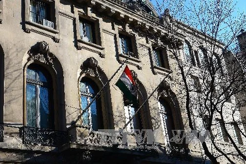 Tòa nhà Tổng lãnh sự Ấn Độ tại thành phố New York ngày 18/12. (Ảnh: AFP/TTXVN)