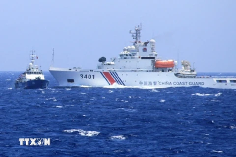 Kiểm ngư Việt Nam kiên trì bám trụ trước sự hung hăng của Trung Quốc 