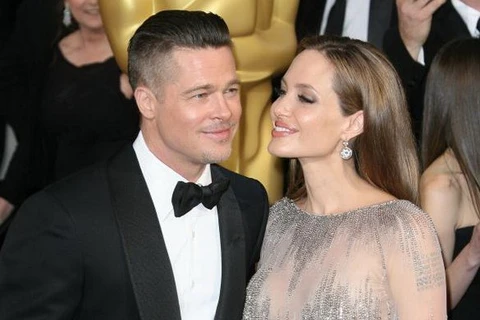 Angelina Jolie sẽ quyến rũ bên Brad Pitt trong phim “By The Sea”