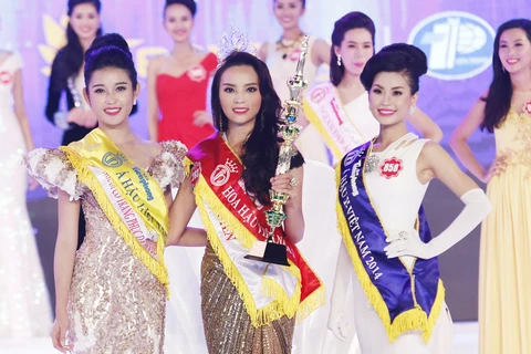 Cô sinh viên Đại học Ngoại thương đăng quang Hoa hậu Việt Nam 2014