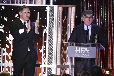 Diễn viên gạo cội Robert De Niro nhận giải Thành tựu trọn đời. (Nguồn ảnh: CGV)