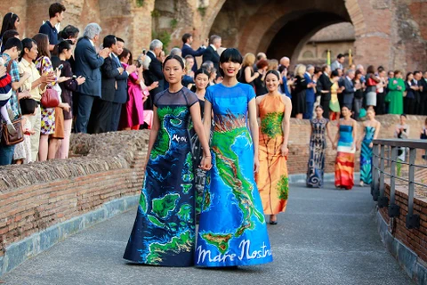 Thương hiệu Chula từng đưa áo dài Việt Nam đến trình diễn trong khuôn khổ Ngày hội văn hóa Việt Nam vào tháng 7/2015, tại Rome, Italy. (Nguồn ảnh: Chula)