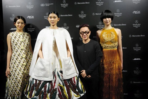 Nhà thiết kế Công Trí tại sự kiện Tokyo Fashion Week hồi giữa tháng Ba vừa qua. (Nguồn ảnh: BTC)