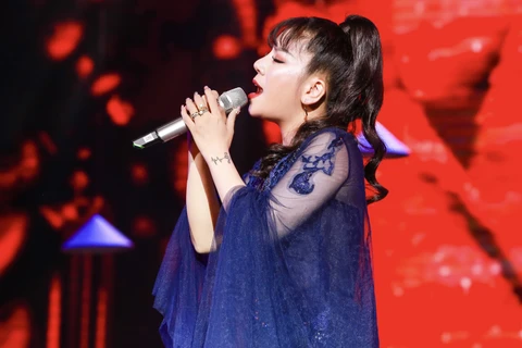 Ca sỹ Minh Chuyên sẽ hát ca khúc chủ đề của chương trình. (Ảnh: BTC)