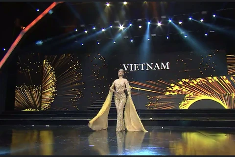 Đại diện Việt Nam trong đêm thi bán kết. (Ảnh: BTC)