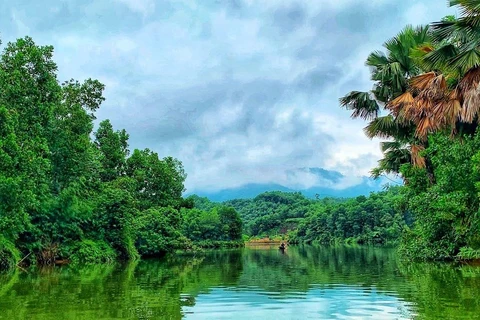 Một góc đầm Vân Hội phong cảnh hữu tình, nơi giáp gianh giữa Phú Thọ-Yên Bái. (Ảnh: Xuân Mai/Vietnam+)