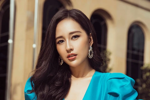 Nhan sắc 'cực phẩm' dàn hoa hậu ngồi 'ghế nóng' Miss World Vietnam