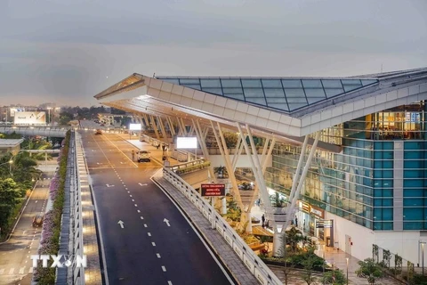 Thí điểm thành lập Khu thương mại Tự do thành phố Đà Nẵng gắn với Cảng Liên Chiểu và Cảng hàng không Quốc tế Đà Nẵng. (Ảnh: TTXVN phát)