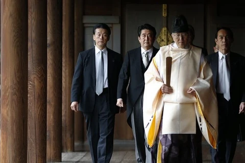 Dư luận phản đối Thủ tướng Nhật viếng đền Yasukuni