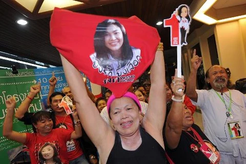 Người ủng hộ Thủ tướng Thái Lan Yingluck Shinawatra. (Nguồn: AFP)