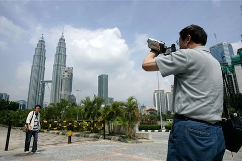 Khách du lịch thăm Malaysia. (Nguồn: AP)
